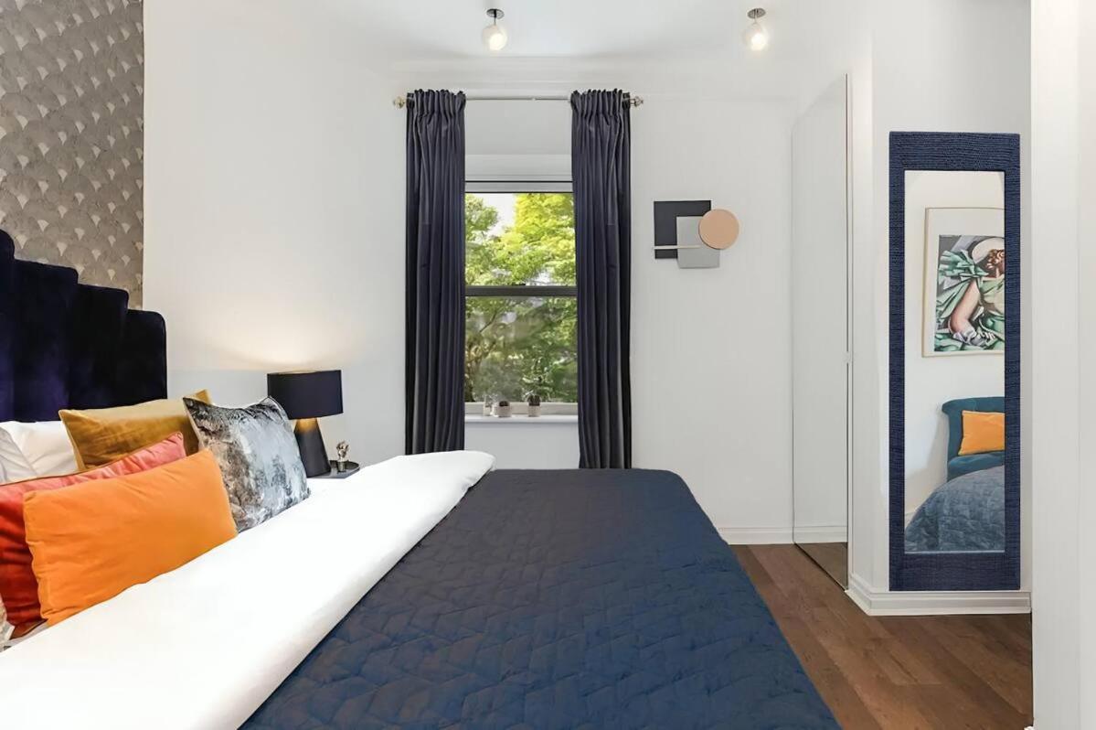 דירות לונדון Awesome Leicester Sq! Fashion Flat For Theatre Families And Happy Friends מראה חיצוני תמונה