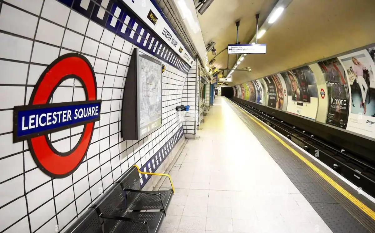 דירות לונדון Awesome Leicester Sq! Fashion Flat For Theatre Families And Happy Friends מראה חיצוני תמונה