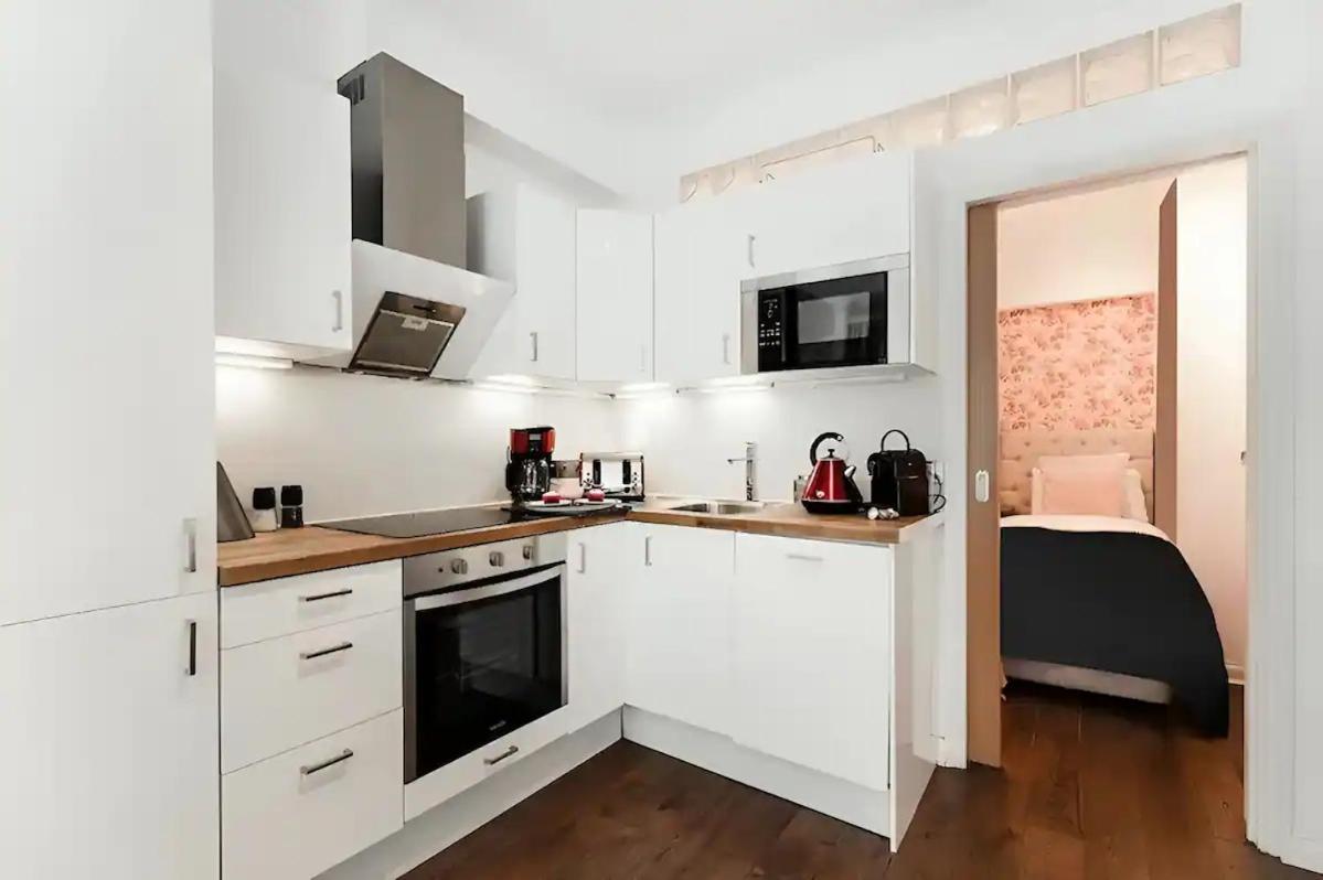דירות לונדון Awesome Leicester Sq! Fashion Flat For Theatre Families And Happy Friends מראה חיצוני תמונה